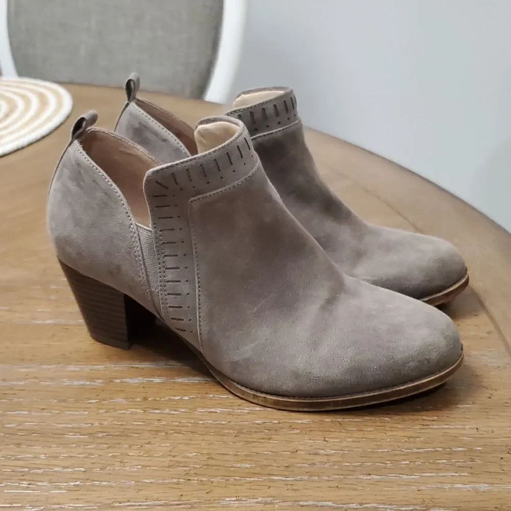 LifeStride Velosity Jovie Womans Booties ankle boots, Grey,size 6.5